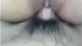 Пинки нюхает - порно видео